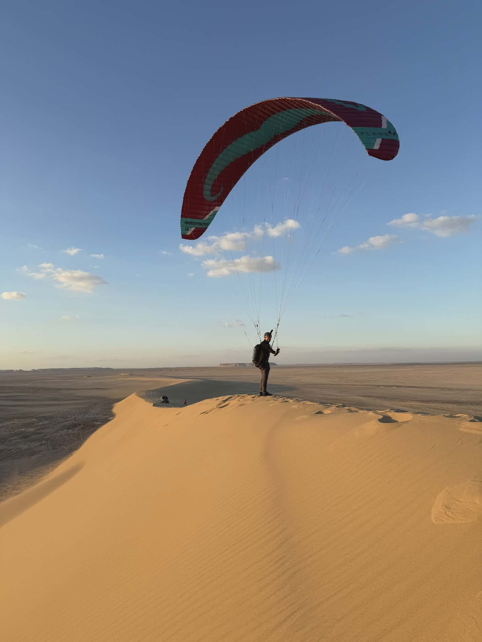 Parakiting in Egypt